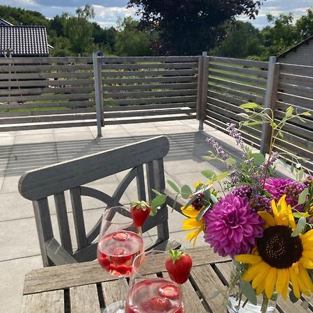 Ferienwohnung Heeser Birkenhof - Urlaub Auf Dem Bauernhof Mit Blick Ins Gruene Weeze Exterior foto
