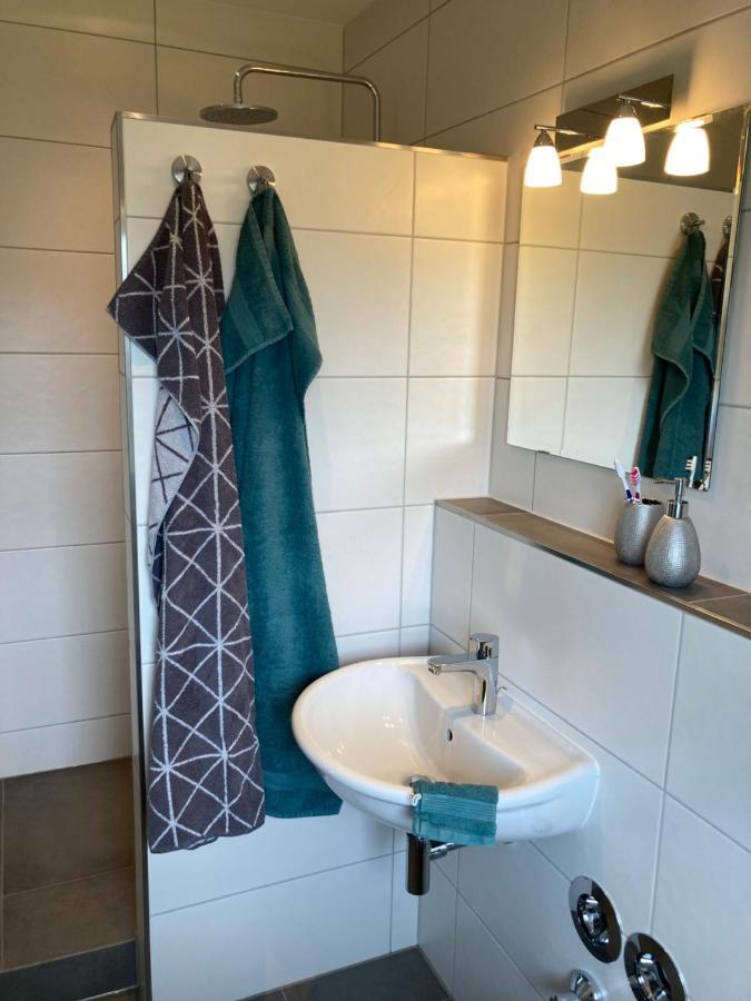 Ferienwohnung Heeser Birkenhof - Urlaub Auf Dem Bauernhof Mit Blick Ins Gruene Weeze Exterior foto