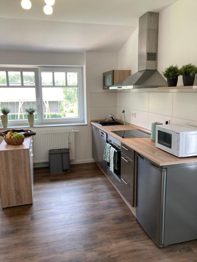 Ferienwohnung Heeser Birkenhof - Urlaub Auf Dem Bauernhof Mit Blick Ins Gruene Weeze Exterior foto